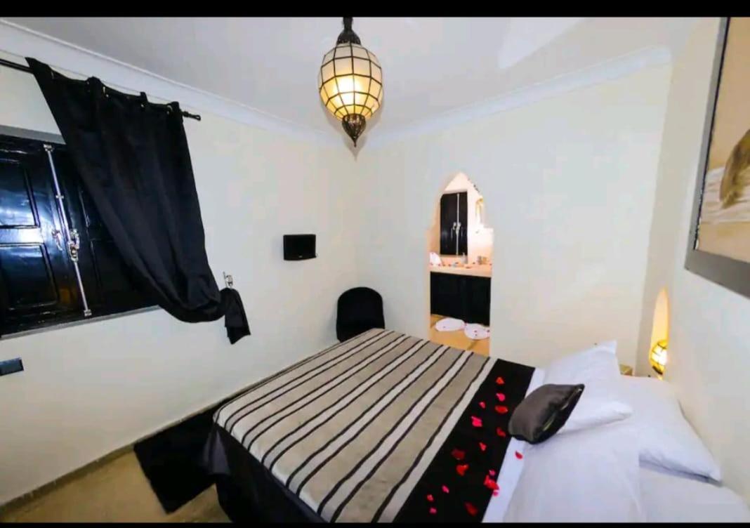 Riad Des Ours Marrakesh Bagian luar foto