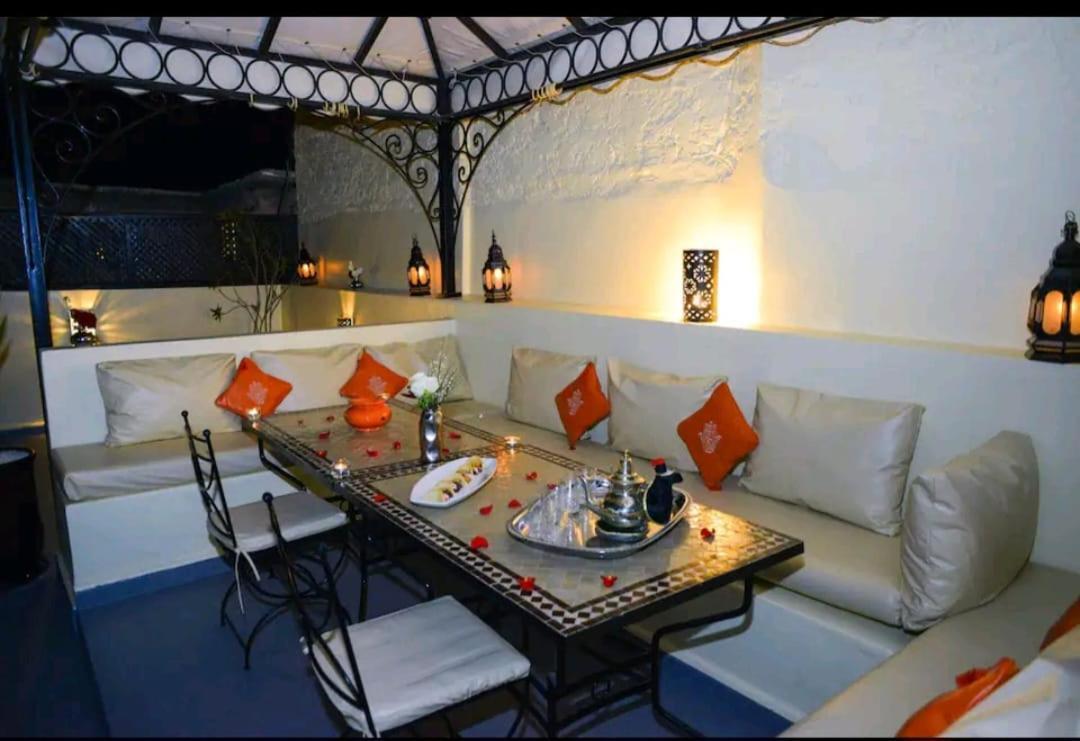 Riad Des Ours Marrakesh Bagian luar foto