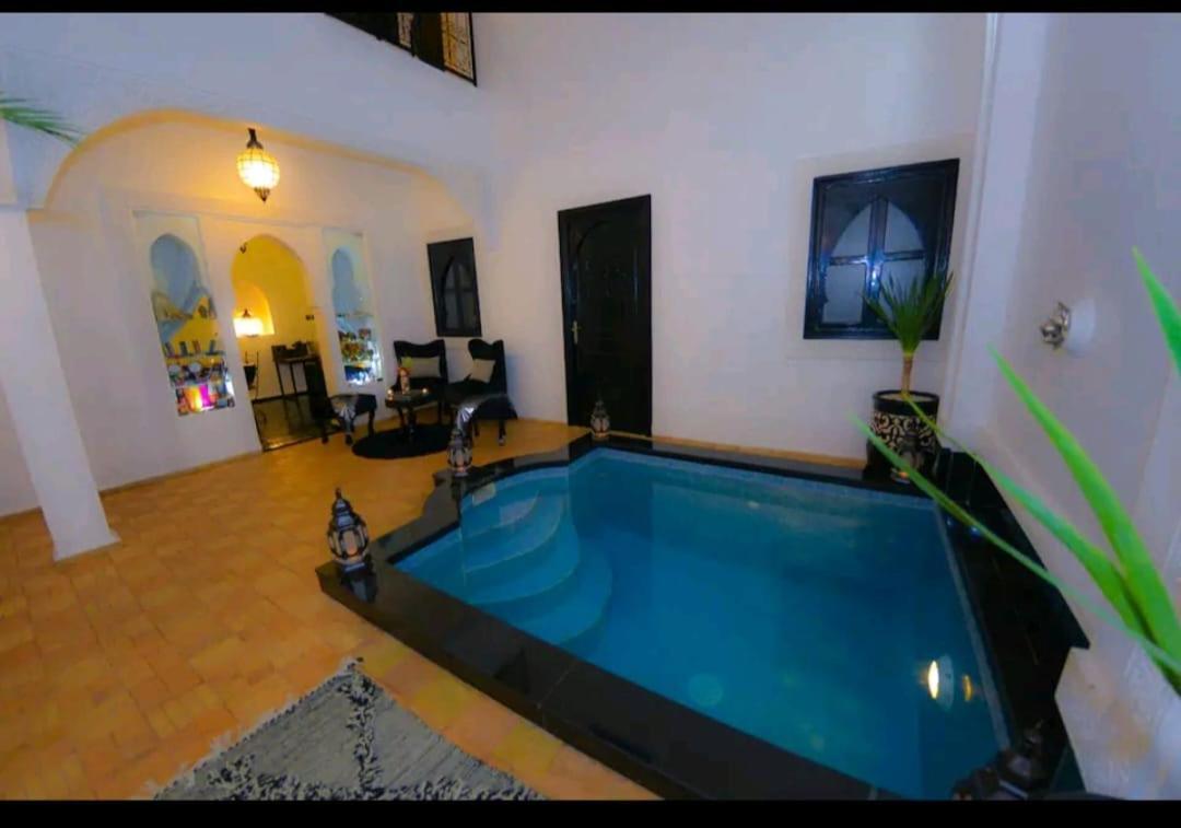 Riad Des Ours Marrakesh Bagian luar foto