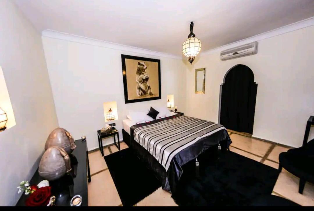 Riad Des Ours Marrakesh Bagian luar foto